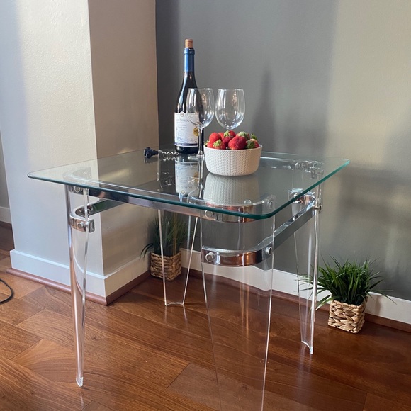 Modern glass table. Unique and stylish design. - Picture 3 of 8